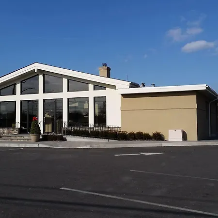 Bethpage Motel